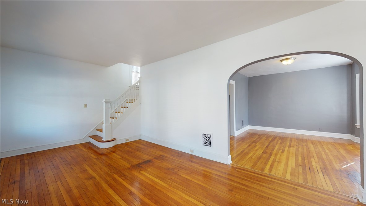 1671 Rydalmount Road Cleveland Heights, OH 44118 - Photo 4 of 25