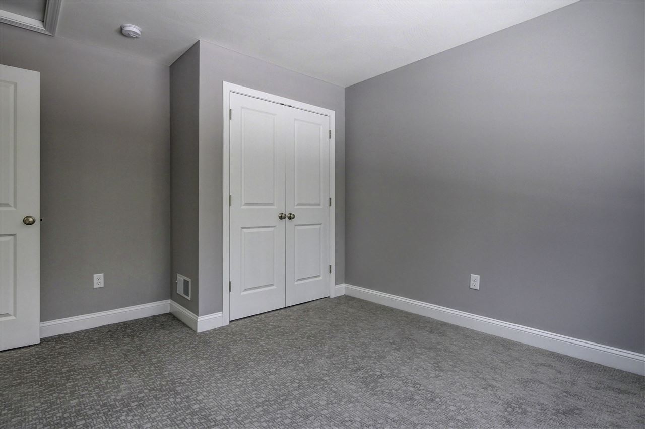 247 Appletree Road Auburn, NH 03032 - Photo 29 of 40