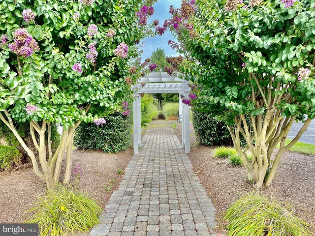 $298,000 | 30611 Cedar Neck Road, Unit 2306, Ocean View, DE 19970