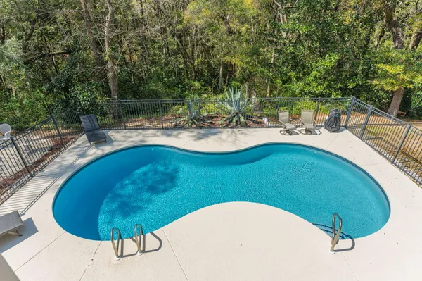 $899,900 | 2760 Edgewater Drive, Niceville, FL 32578