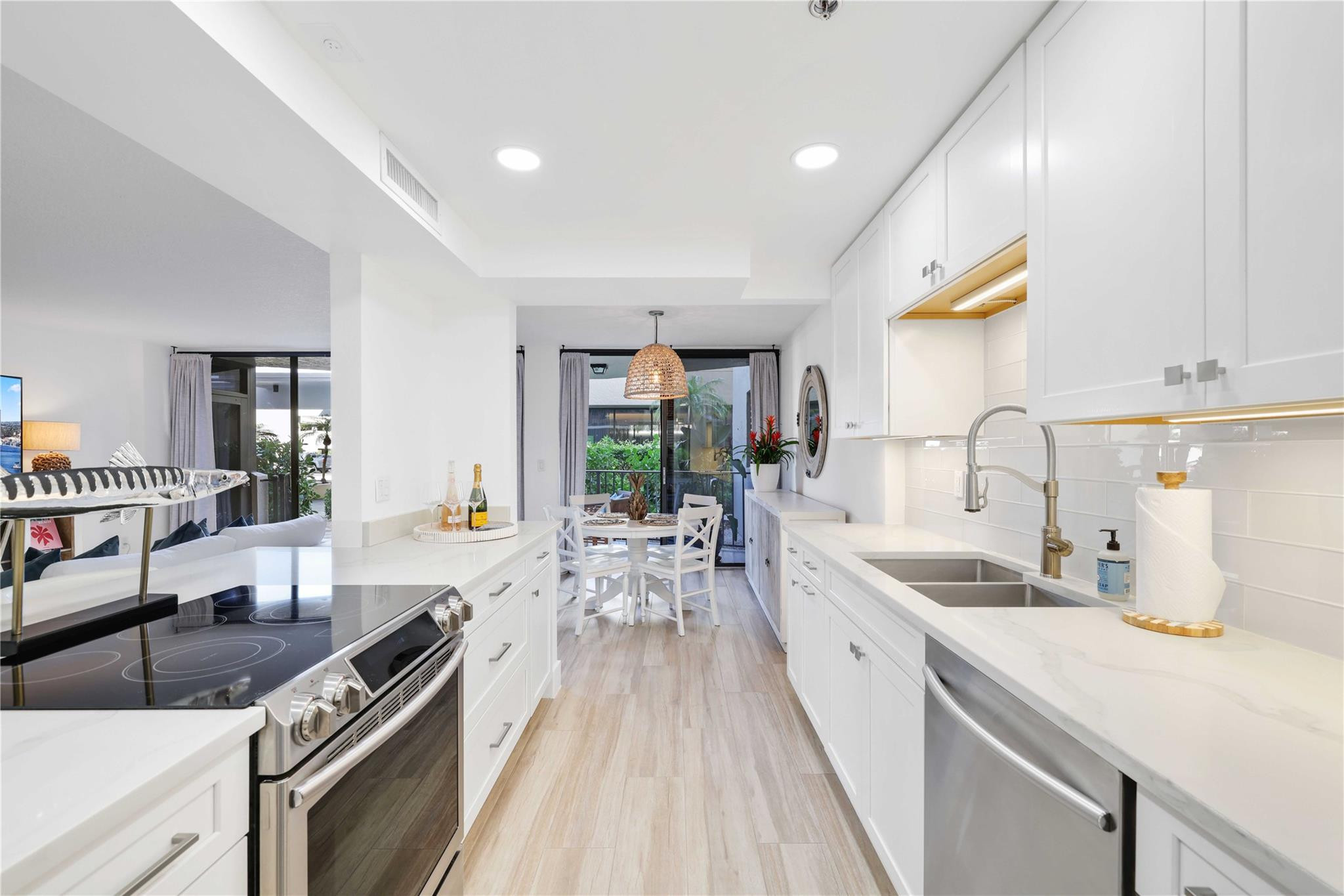859 Jeffery Street, Unit 112 Boca Raton, FL 33487 - Photo 11 of 36 Photo 11