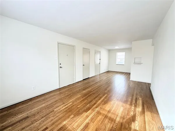 $995 | 7176 Jamieson Avenue, Unit 1E, St. Louis, MO 63109