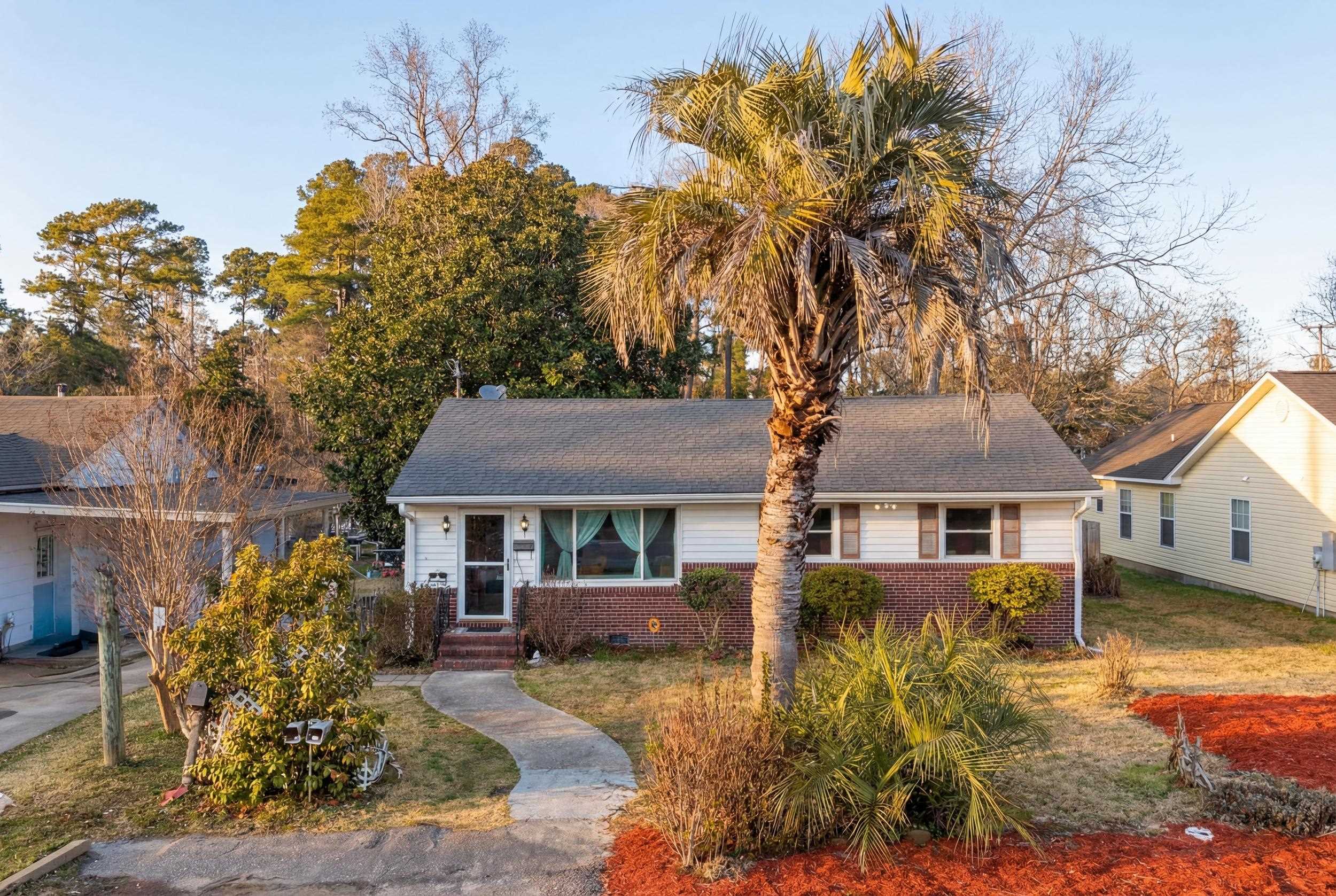 3619 Pinewood Drive Loris, SC 29569 - Photo 2 of 27