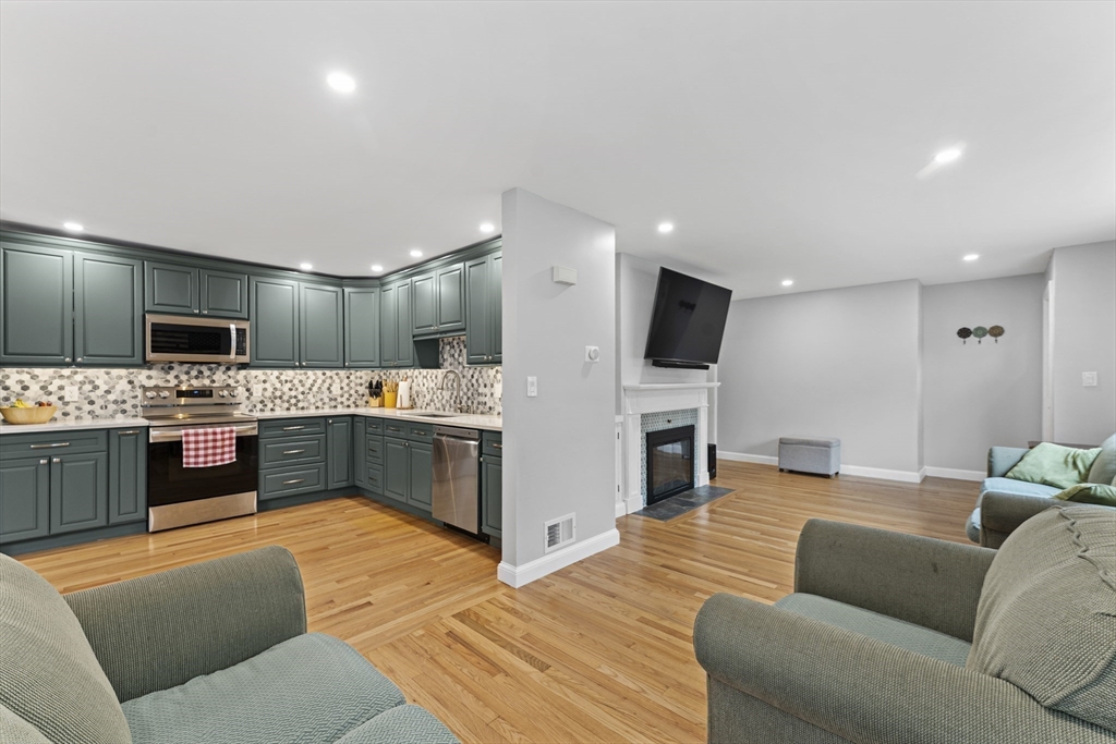 15 Flanders Road Westborough, MA 01581 - Photo 17 of 30 Gallery Image 17
