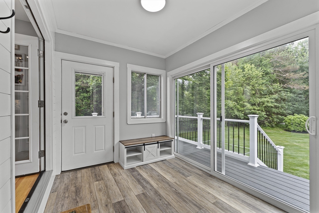 15 Flanders Road Westborough, MA 01581 - Photo 8 of 30 Gallery Image 8