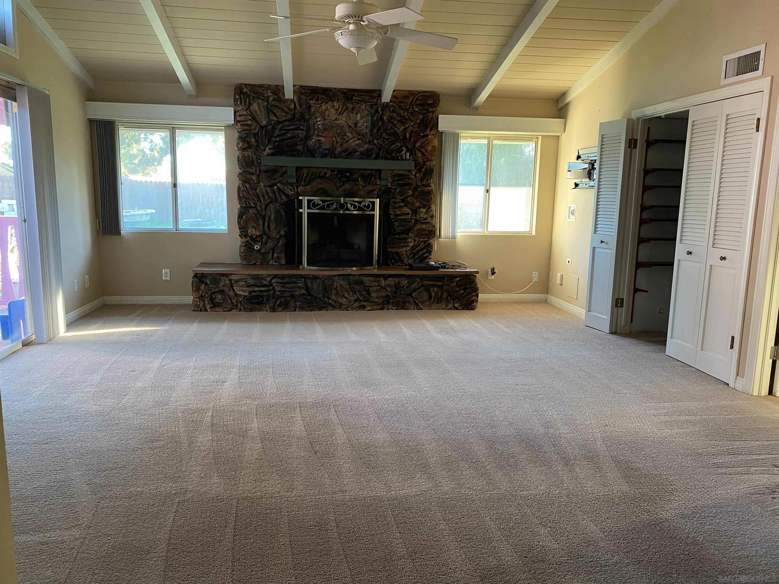 9501 Abbeyfield Road Santee, CA 92071 - Photo 2 of 11 Gallery Image 2
