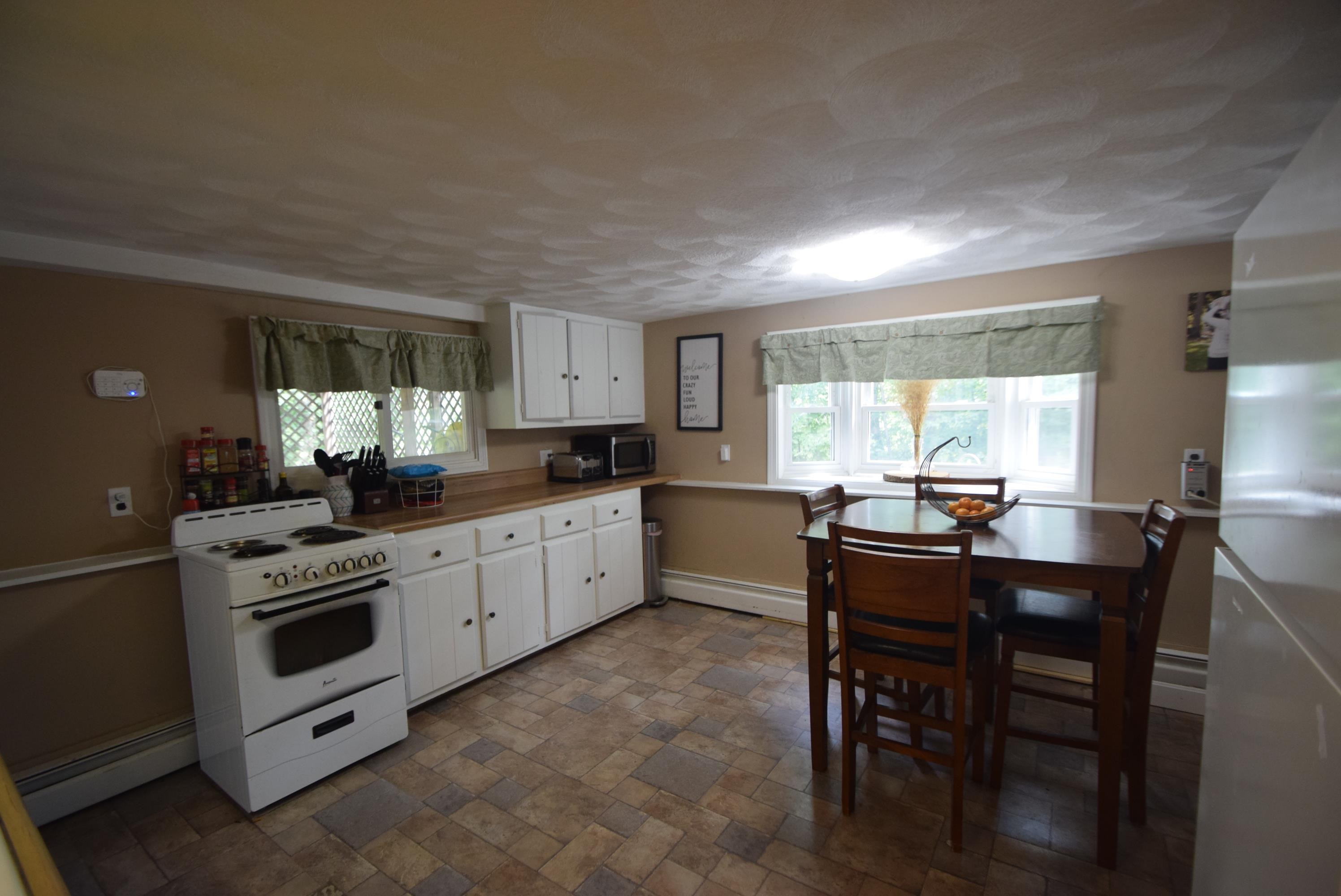 1 David Road Windham, NH 03087 - Photo 20 of 36