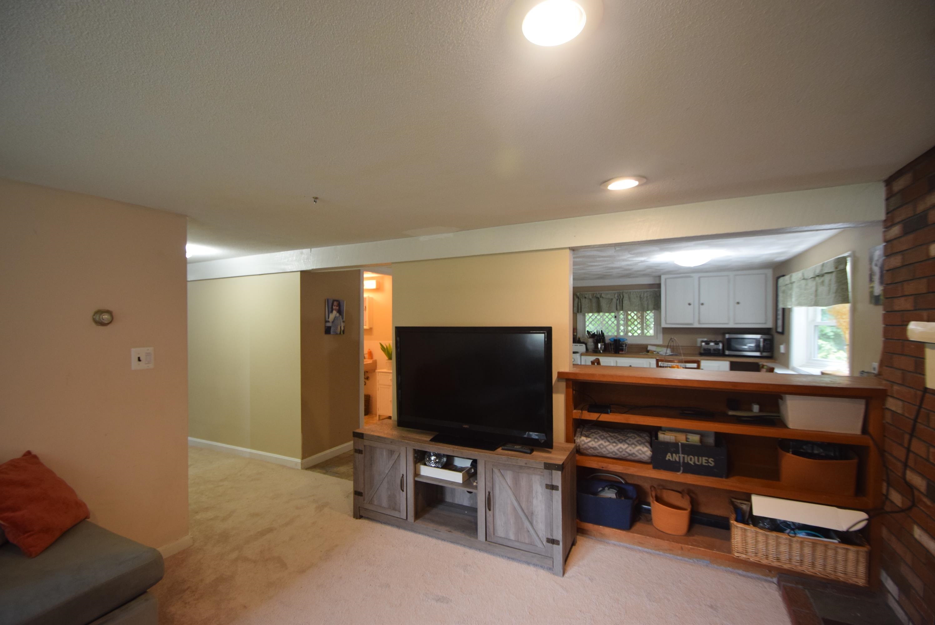 1 David Road Windham, NH 03087 - Photo 27 of 36