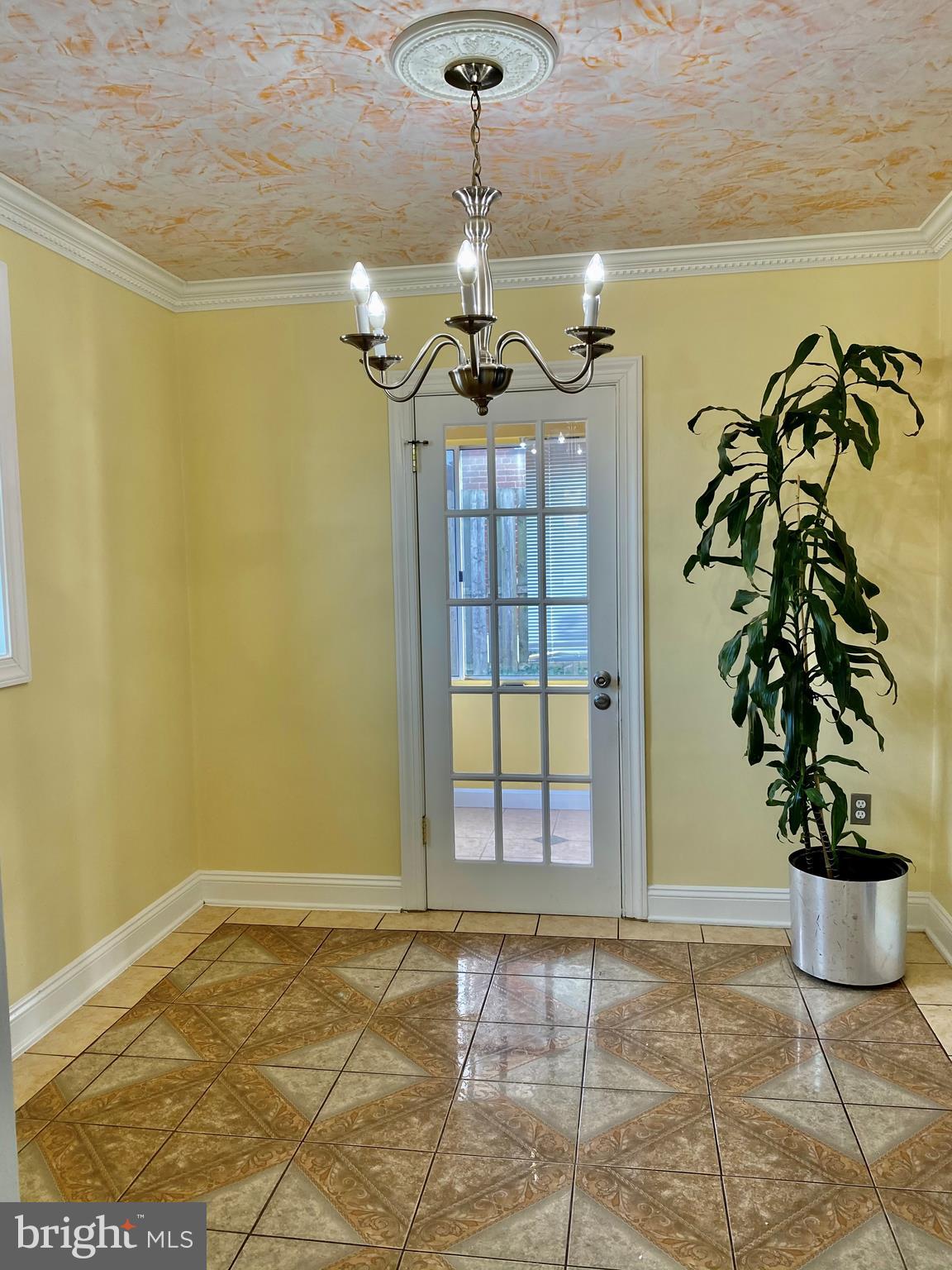 6505 Red Top Road Hyattsville, MD 20783 - Photo 8 of 33