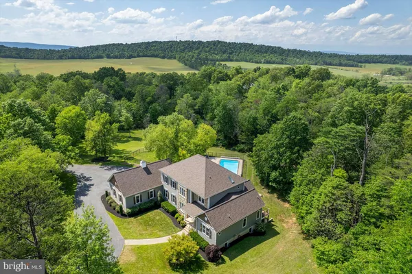 $975,000 | 128 Babbs Run Lane, Winchester, VA 22603
