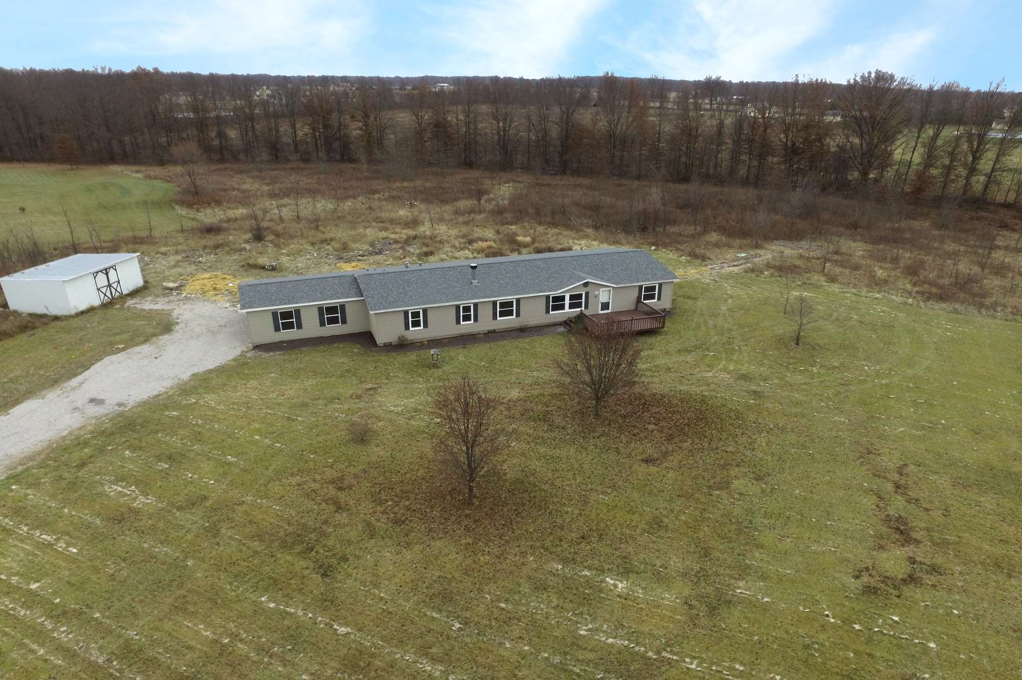 11135 Trentman Road Fort Wayne, IN 46816 - Photo 1 of 27