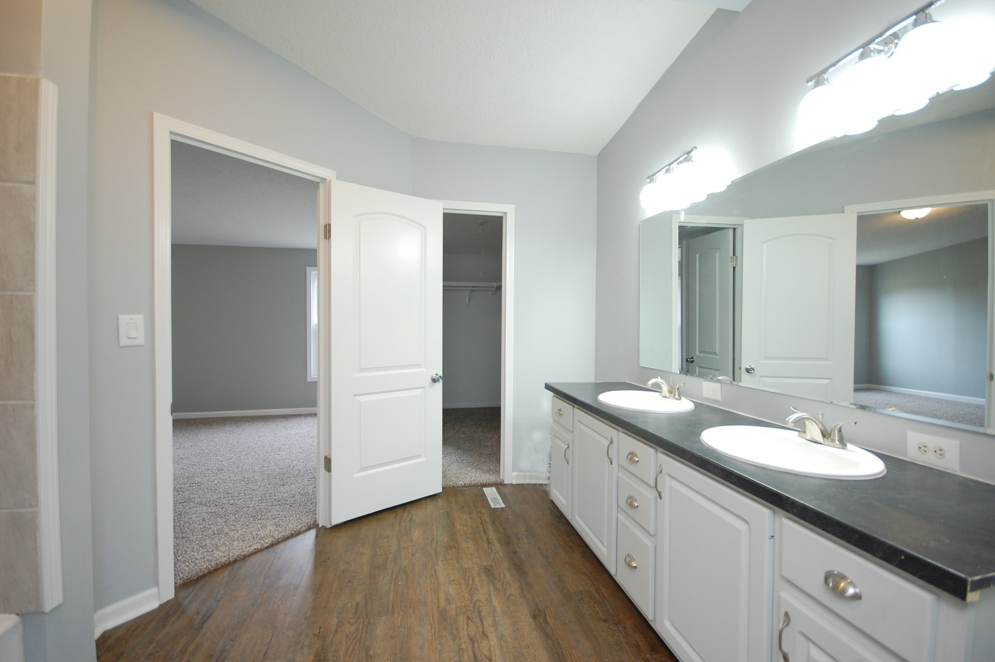 11135 Trentman Road Fort Wayne, IN 46816 - Photo 17 of 27