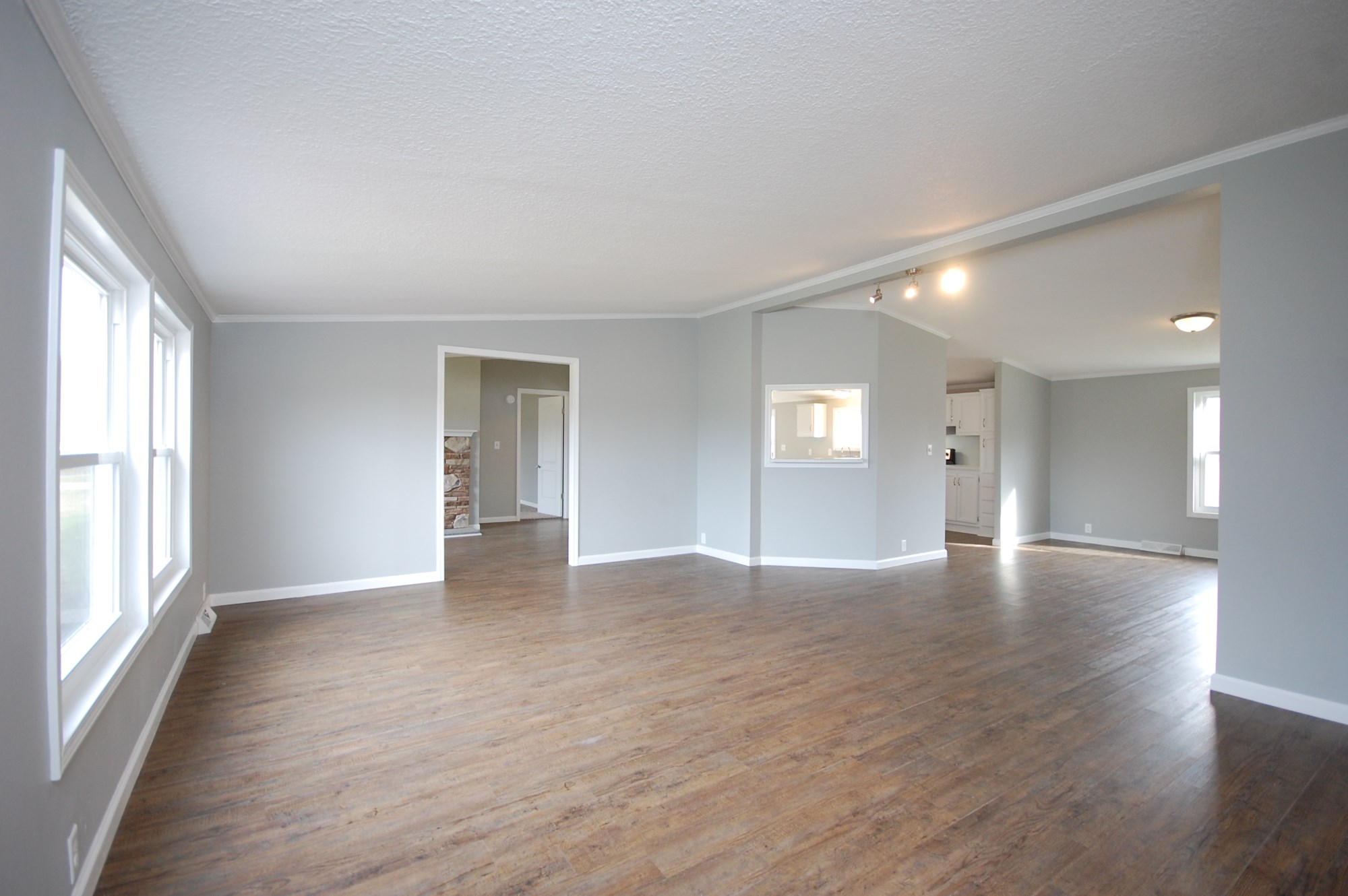 11135 Trentman Road Fort Wayne, IN 46816 - Photo 3 of 27