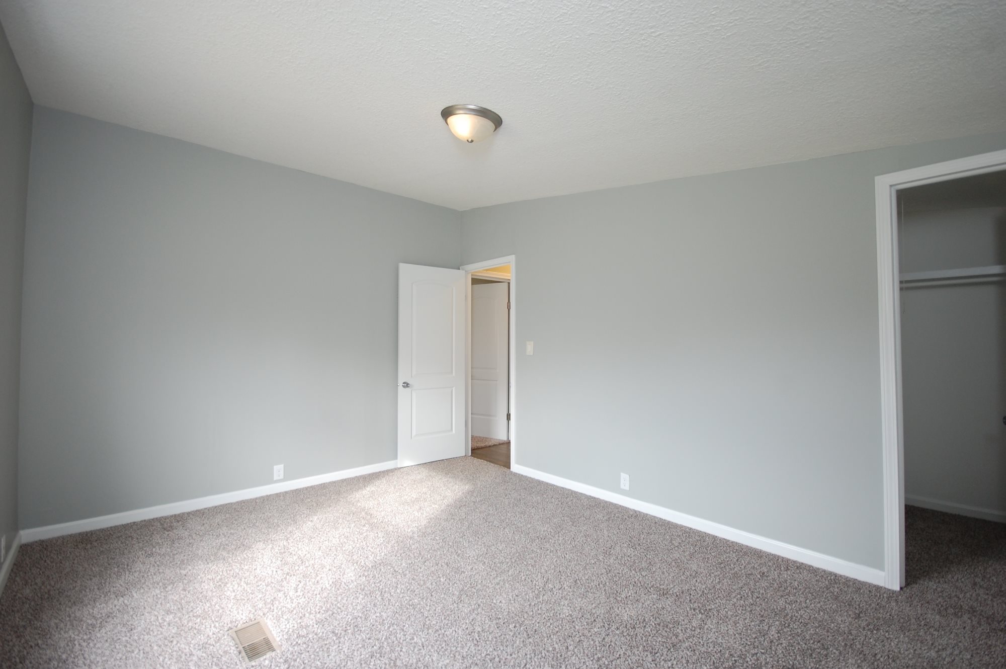 11135 Trentman Road Fort Wayne, IN 46816 - Photo 22 of 27