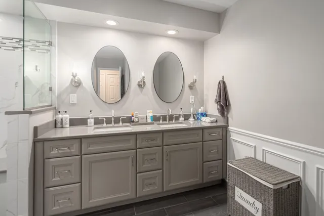 $365,000 | 16852 Coral Lane, Unit 158, Macomb, MI 48042