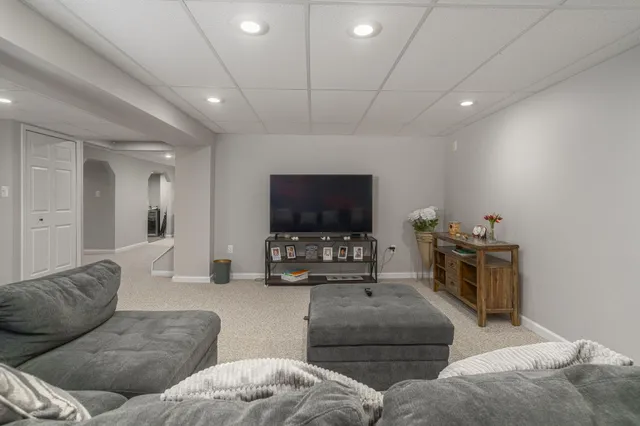 $365,000 | 16852 Coral Lane, Unit 158, Macomb, MI 48042