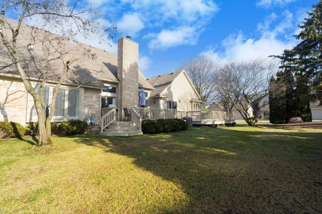 $365,000 | 16852 Coral Lane, Unit 158, Macomb, MI 48042