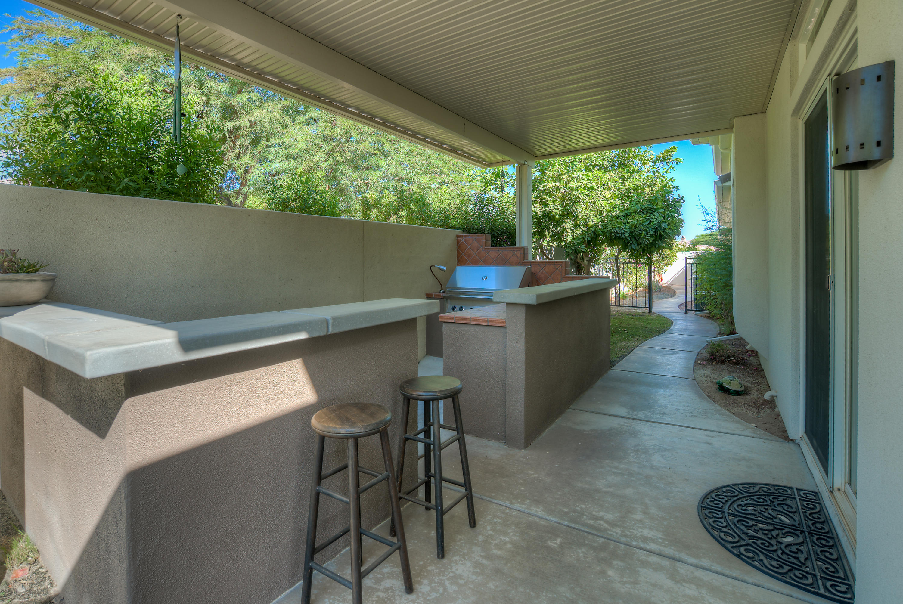 2 Vía Solana Rancho Mirage, CA 92270 - Photo 32 of 43 Photo-32