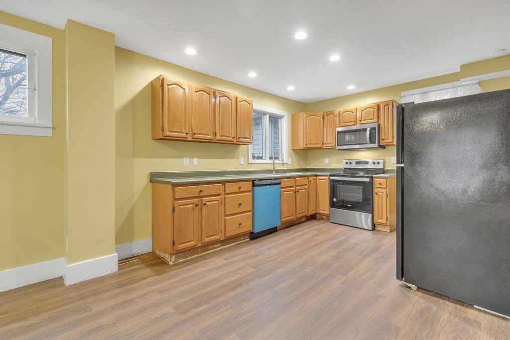 194 Clay Street Rochester, PA 15074 - Photo 12 of 29