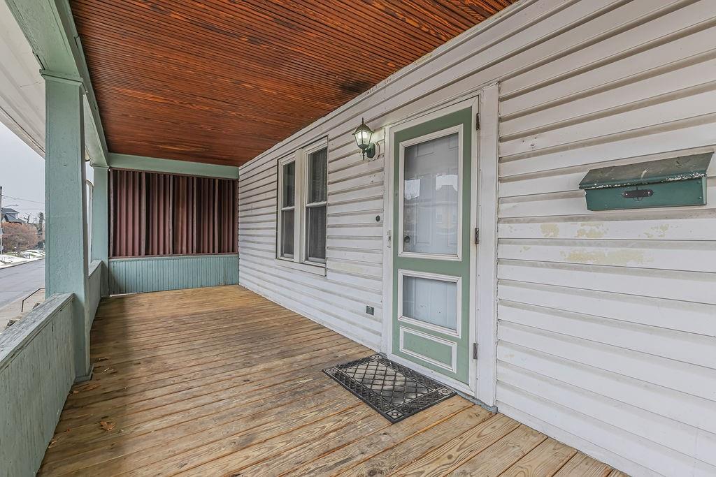 194 Clay Street Rochester, PA 15074 - Photo 2 of 29