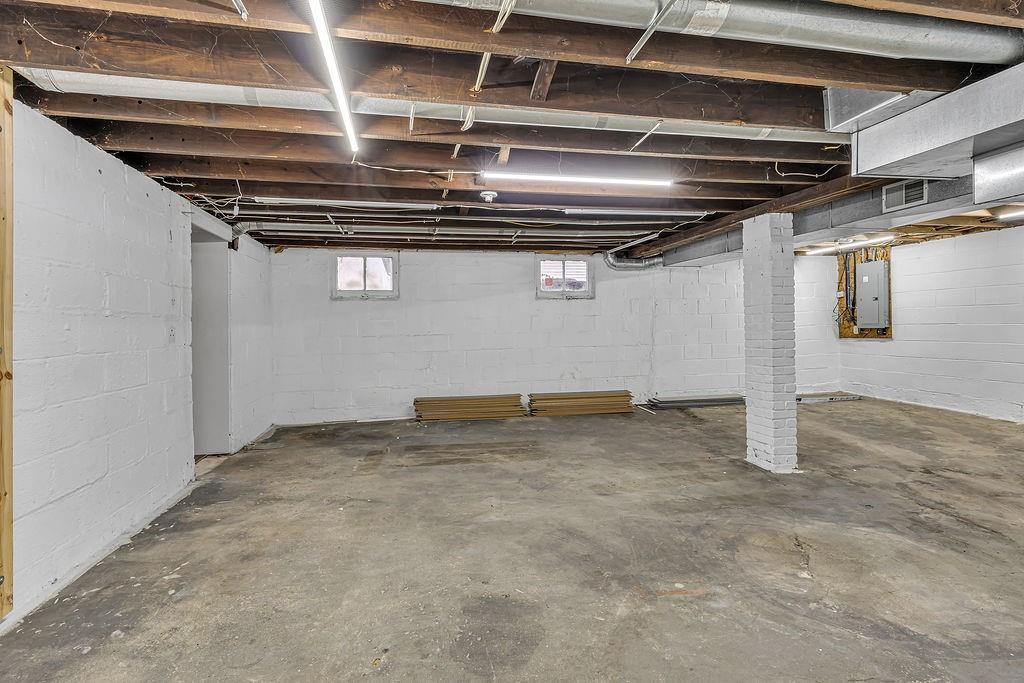 194 Clay Street Rochester, PA 15074 - Photo 27 of 29