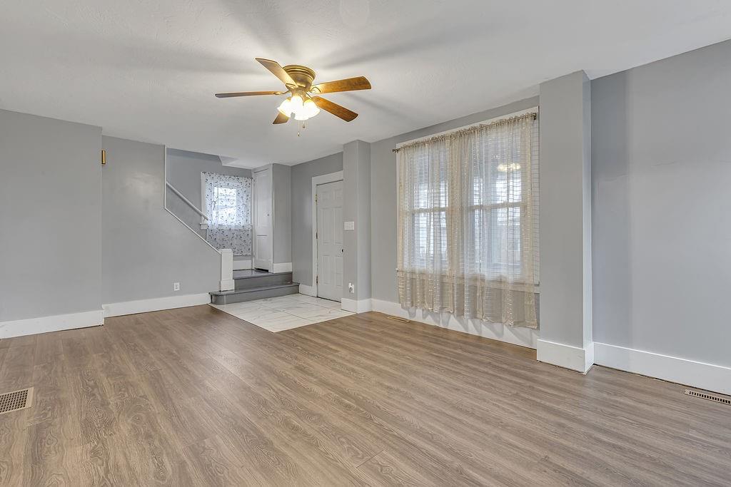 194 Clay Street Rochester, PA 15074 - Photo 6 of 29