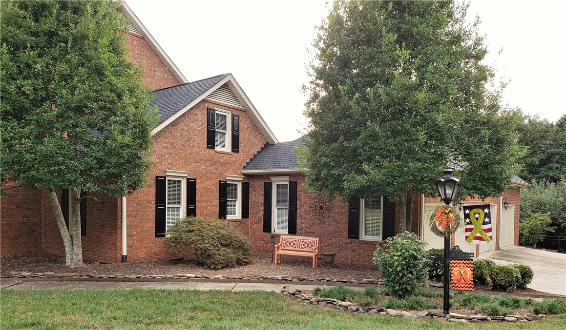3003 Brackenberry Drive Anderson, SC 29621 - Photo 3 of 28 Gallery Image 3