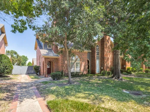 $225,000 | 160 Cobblestone Row, Denton, TX 76207