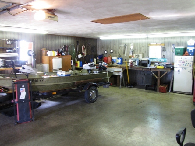 1350 Craig Robertson Road Southeast Roanoke, VA 24014 - Photo 11 of 28 Craig Robertson 007