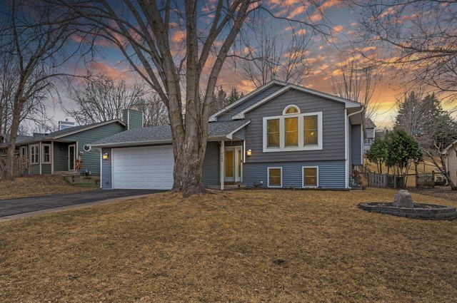 $434,500 | 6684 Amherst Lane, Eden Prairie, MN 55346
