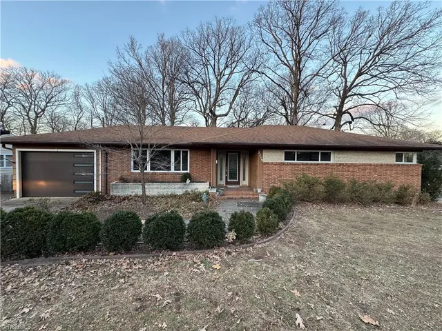 $350,000 | 2216 West Cone Boulevard, Greensboro, NC 27408