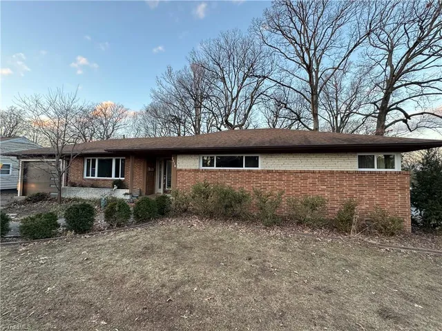 $350,000 | 2216 West Cone Boulevard, Greensboro, NC 27408