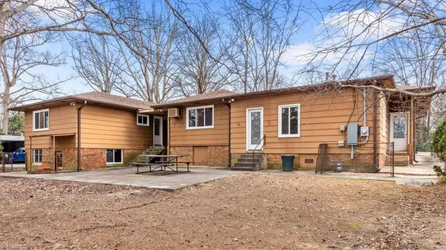 $350,000 | 2216 West Cone Boulevard, Greensboro, NC 27408