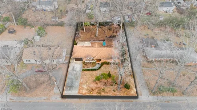 $350,000 | 2216 West Cone Boulevard, Greensboro, NC 27408