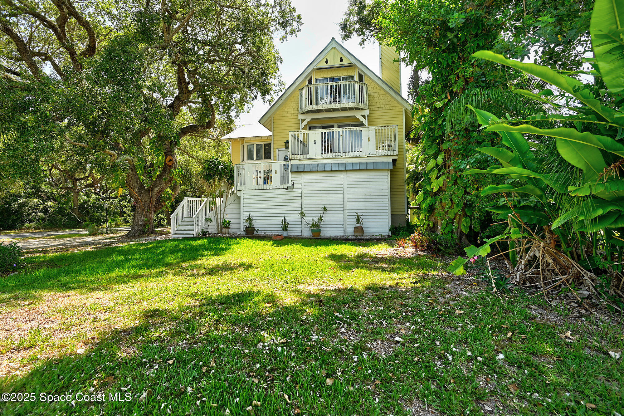 5875 Riverside Drive Melbourne Beach, FL 32951 - Photo 11 of 41 Front View of Home