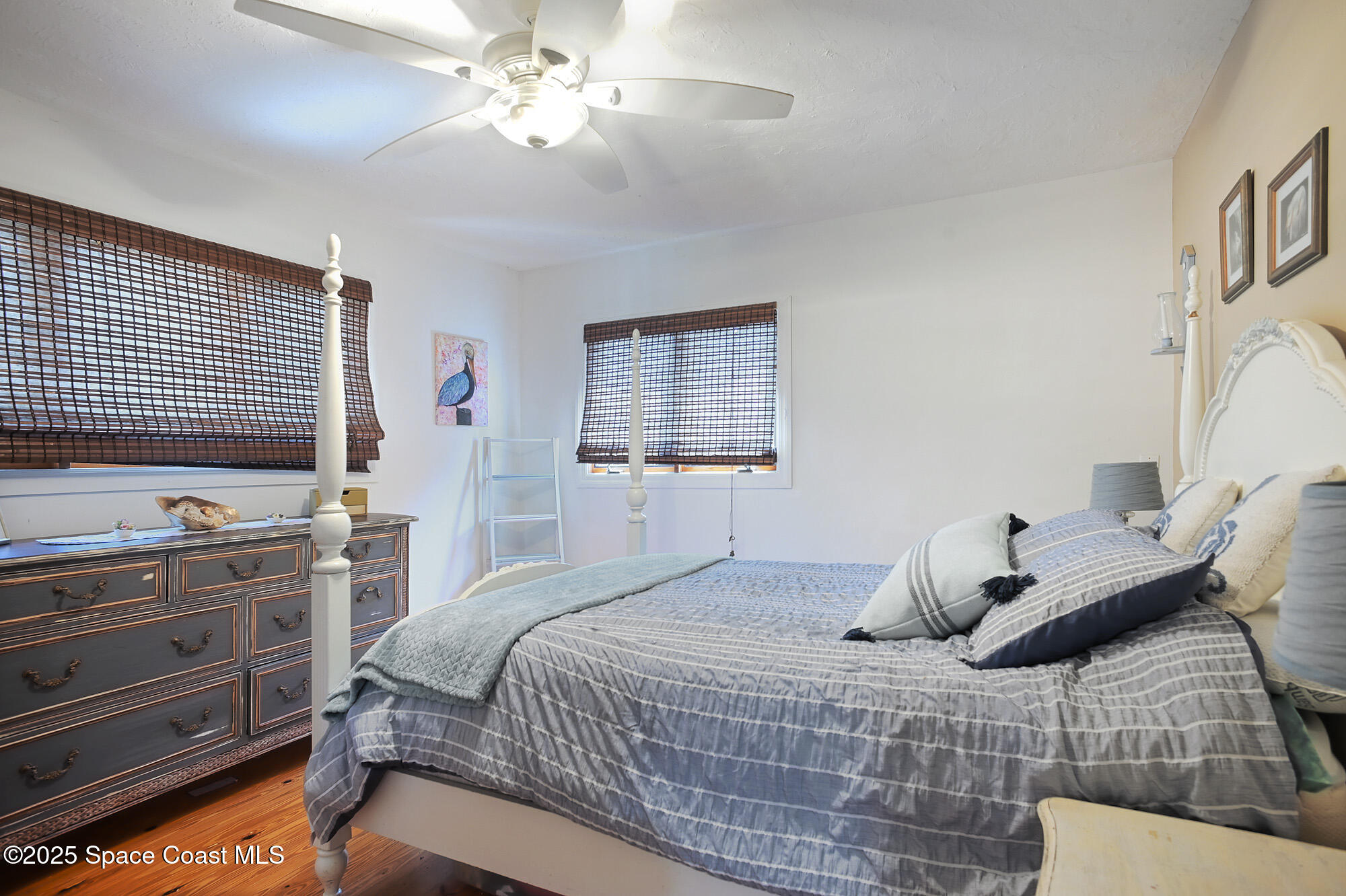 5875 Riverside Drive Melbourne Beach, FL 32951 - Photo 20 of 41 Guest bedroom