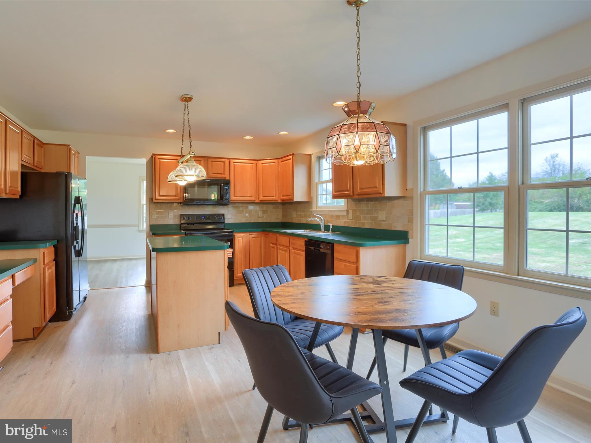 2452 Ritner Highway Carlisle, PA 17015 - Photo 6 of 51 Kitchen
w/Kitchen Table Set