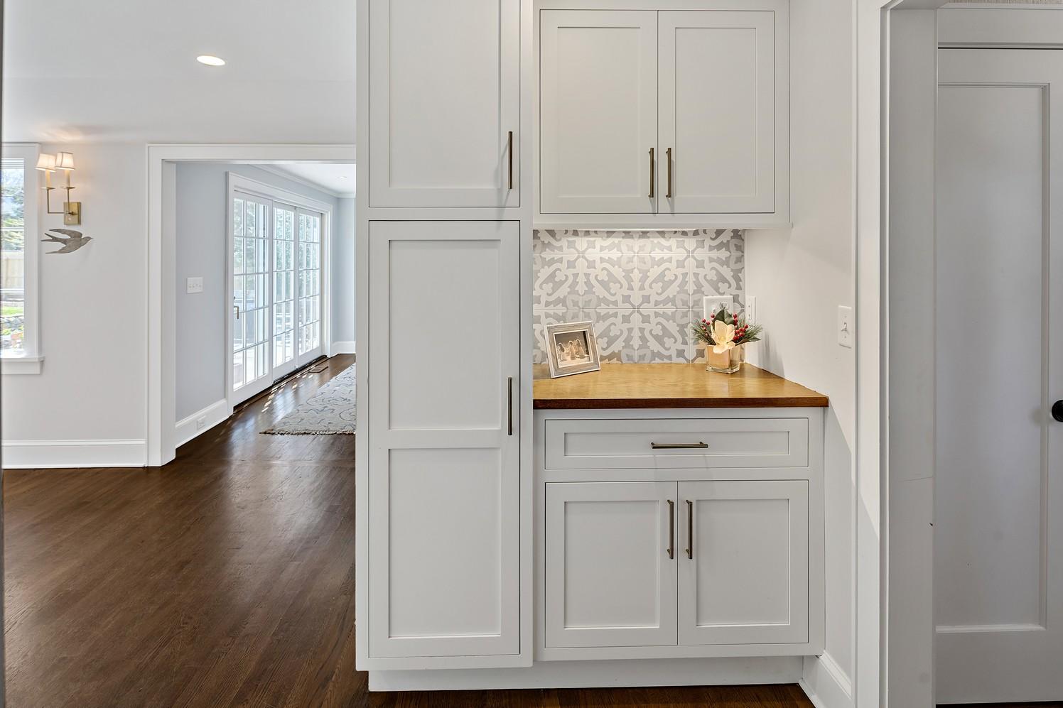 9 Beach Drive Darien, CT 06820 - Photo 18 of 39 a view of front door with hallway