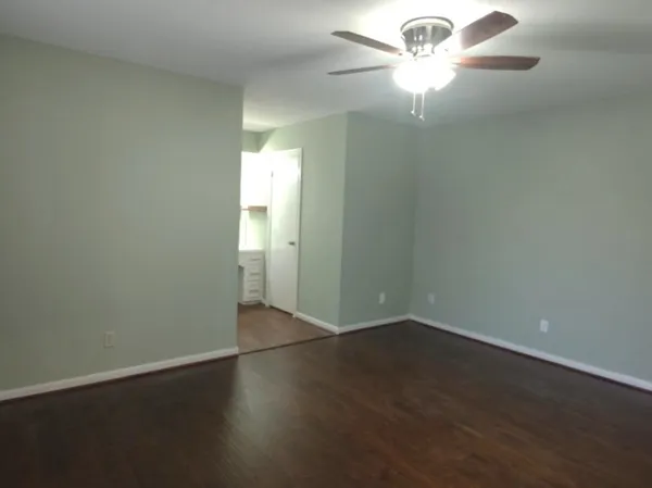 $2,300 | 16306 Congo Lane, Jersey Village, TX 77040