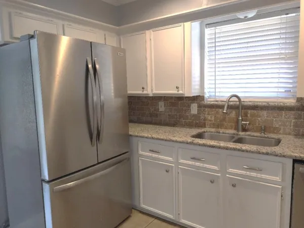 $2,300 | 16306 Congo Lane, Jersey Village, TX 77040