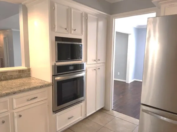 $2,300 | 16306 Congo Lane, Jersey Village, TX 77040