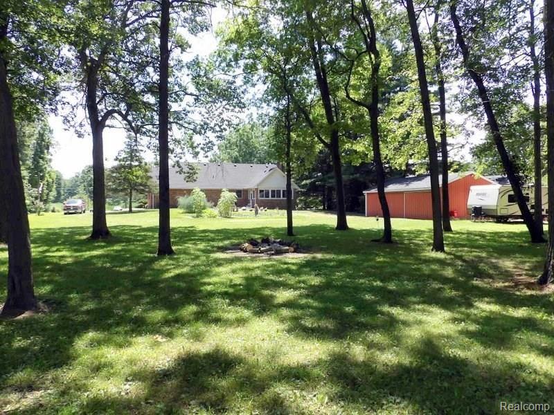 27880 Sibley Road Romulus, MI 48174 - Photo 12 of 62 102_3340.JPG