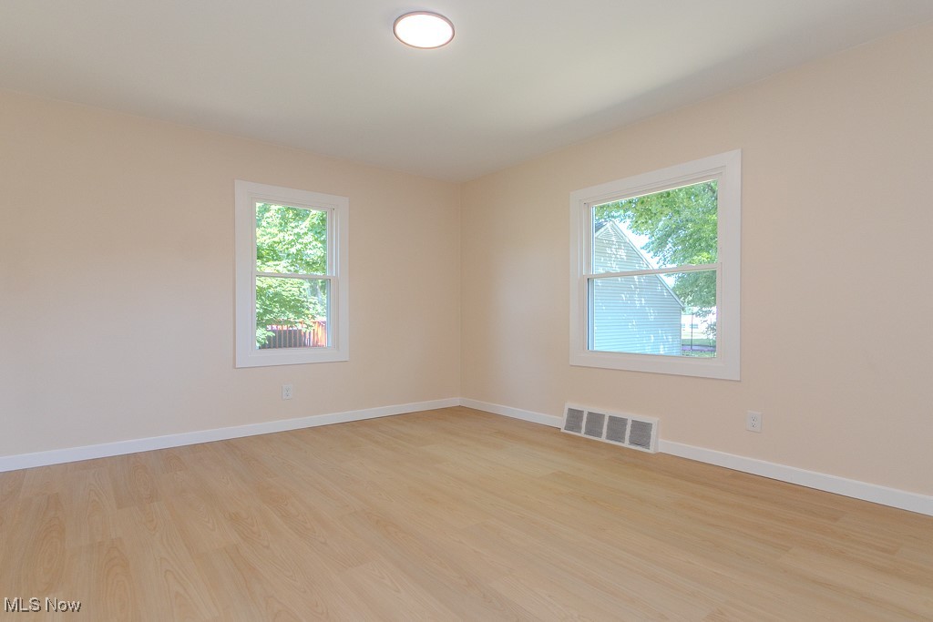 6015 Wilson Mills Road Cleveland, OH 44143 - Photo 18 of 35 Gallery Image 18