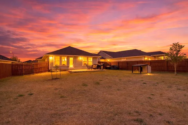 $254,900 | 303 Schuylerville Drive, Elgin, TX 78621