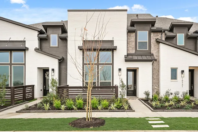 $399,990 | 19727 Pennybacker Brg Drive, Cypress, TX 77433