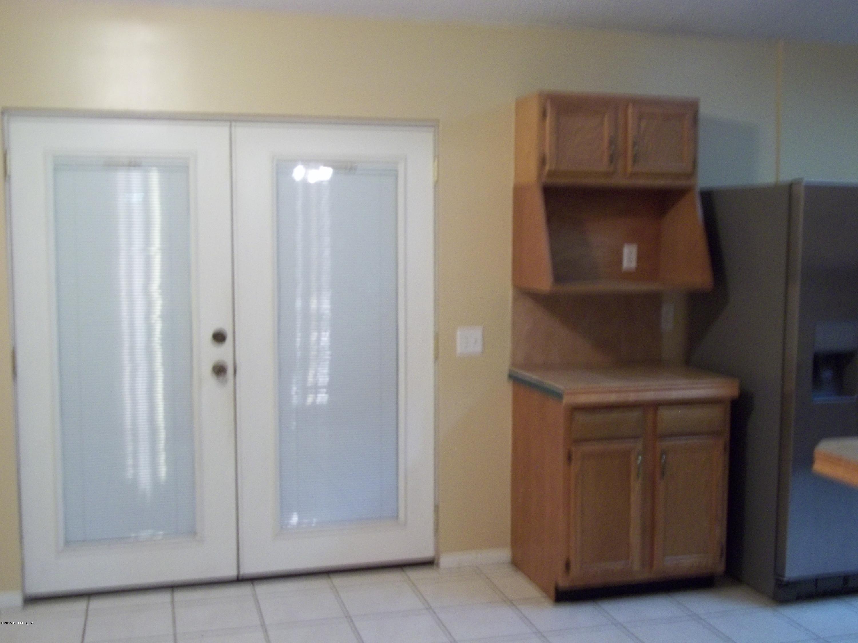 5781 Lauramore Road Macclenny, FL 32063 - Photo 24 of 27 Kitchen