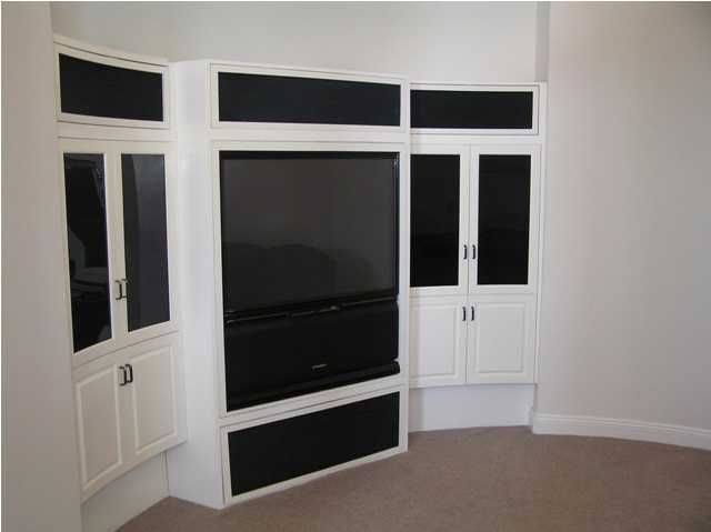 267 Country Club Road Shalimar, FL 32579 - Photo 14 of 21 a view of an empty room