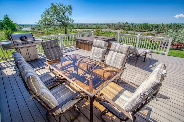 $749,000 | 3335 Riverside Drive, Riverton, WY 82501