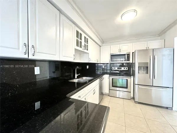 $2,350 | 5900 Southwest 127th Avenue, Unit 3113, Miami, FL 33183