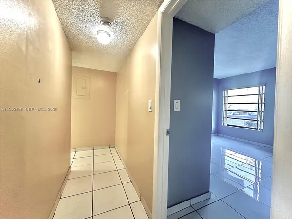$2,350 | 5900 Southwest 127th Avenue, Unit 3113, Miami, FL 33183